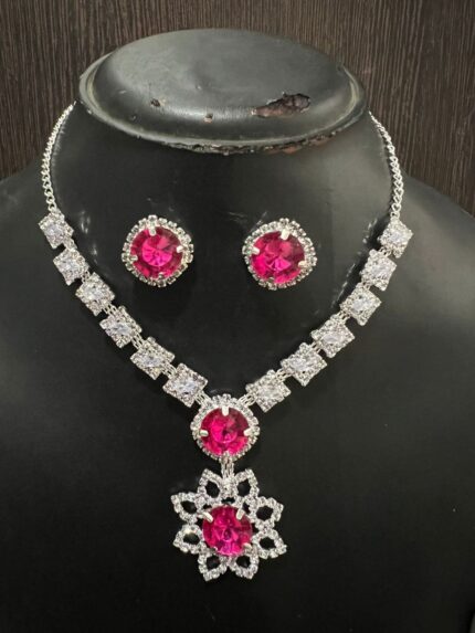Stylish Cubic Zirconia Pendant Necklace & Earring Set kgm brand