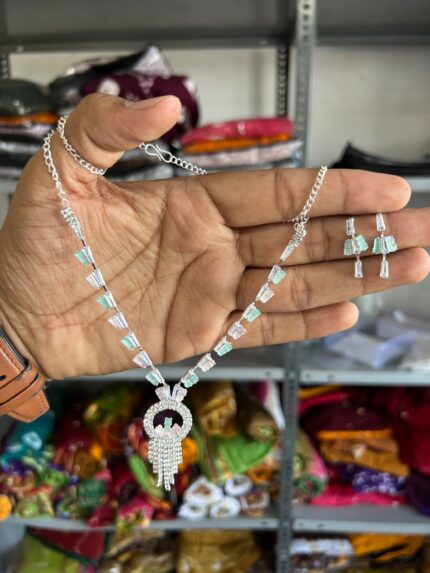 Womens Nacklace With Earring Kgm Brand New Collection